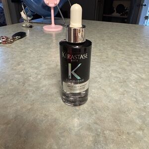 Kerastase Symbiose Black Silver Hair Serum Bottle